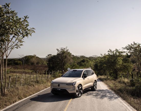 Volvo Cars revoluciona la movilidad en Latinoamérica con el lanzamiento del EX90 y XC90